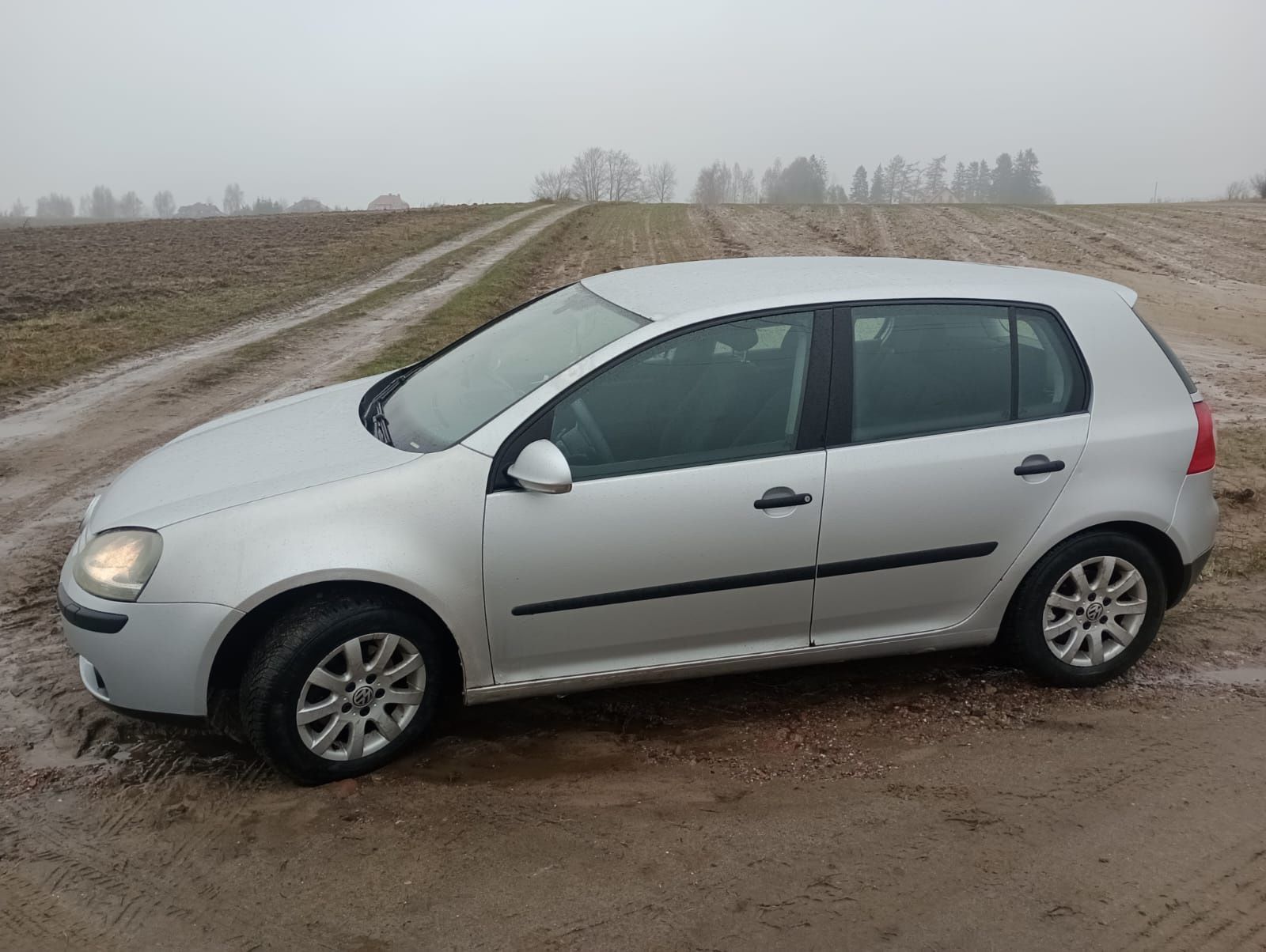 Volkswagen GOLF V 1.4 BENZYNA