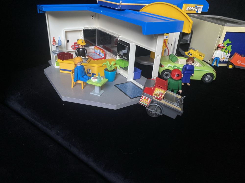 Playmobil 70201, 4318 stacja benzynowa z garażem + auto i wyposażenie