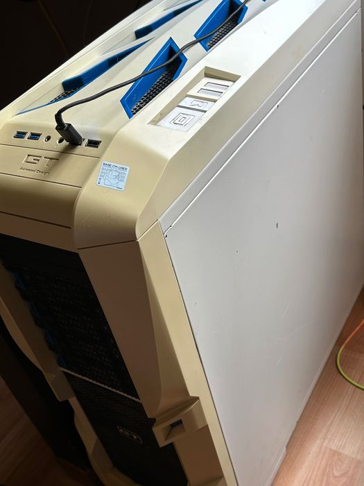 Komputer(pc) i7-6700k Gtx 1080 16gb ram ssd win 10