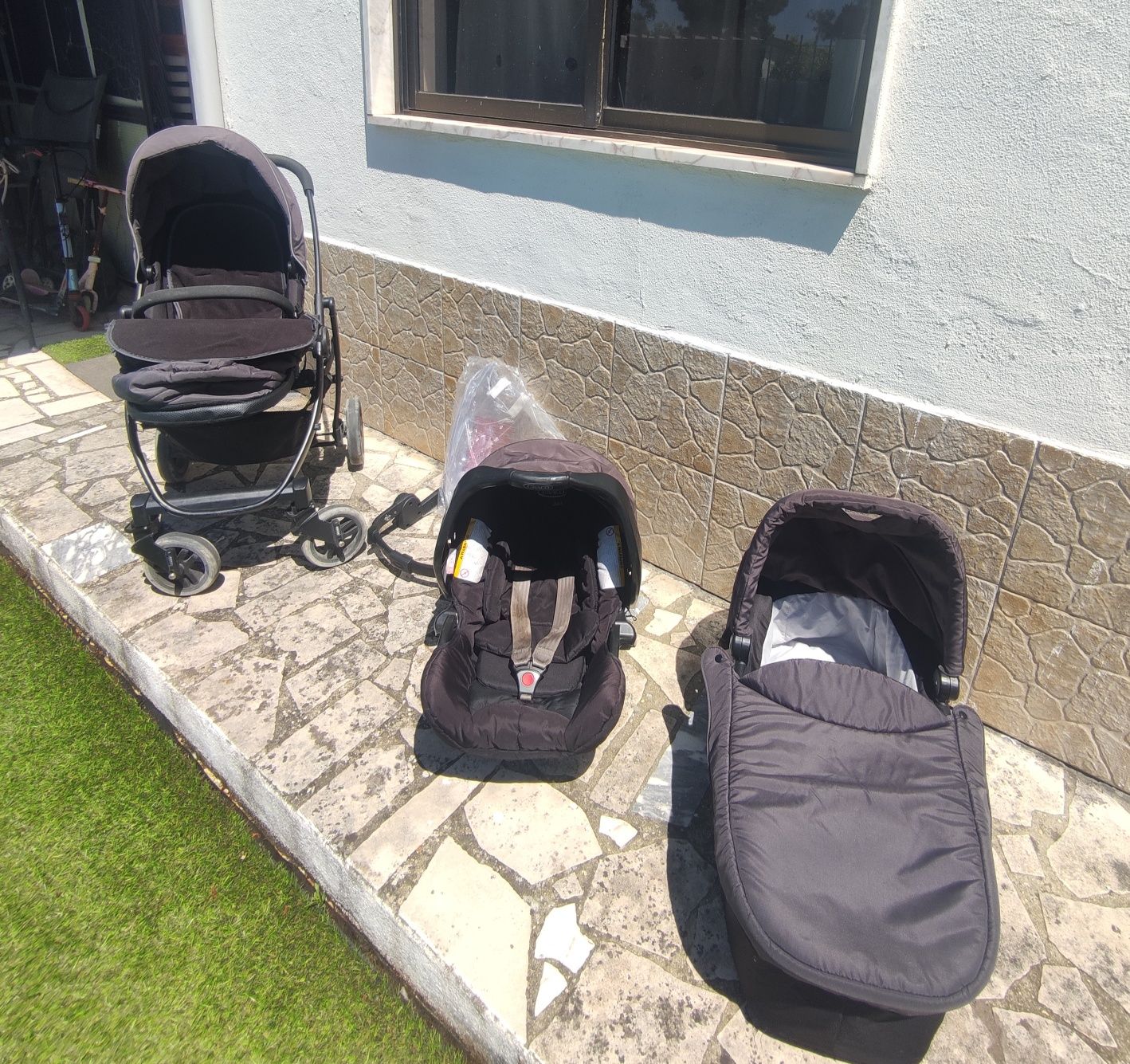 Carrinho de Bebé 3 em 1 - Graco