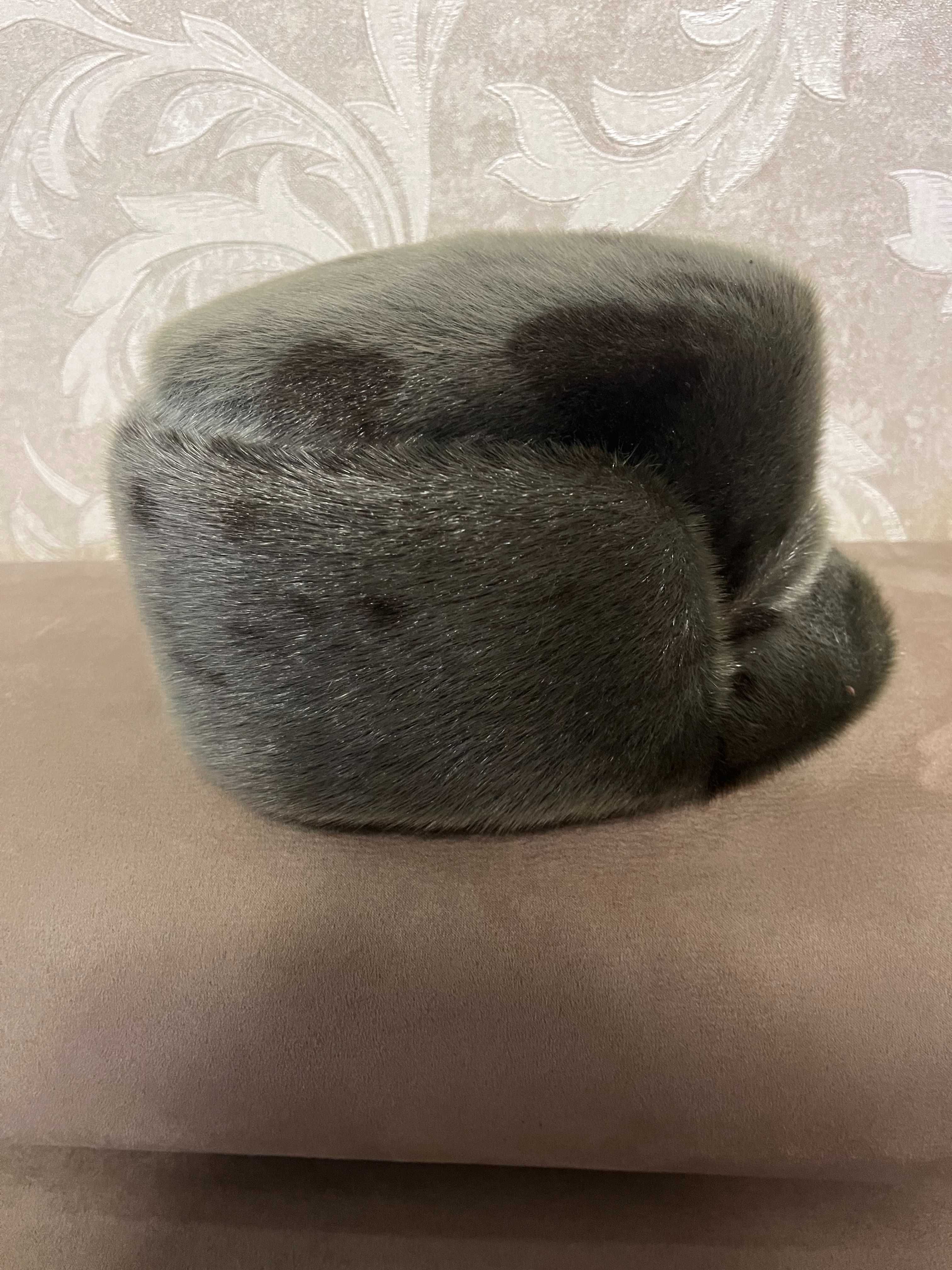 Продаю шапку чоловічу