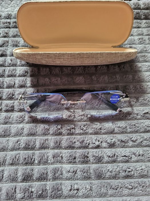 Okulary korekcyjne +4.00