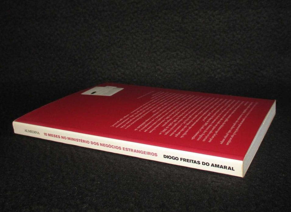 Livro 15 Meses no Ministério dos Negócios Estrangeiros Freitas Amaral