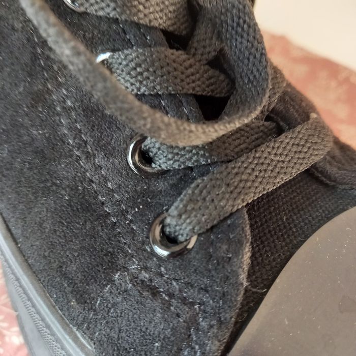 Botki sztyblety czarne wiązane r.39