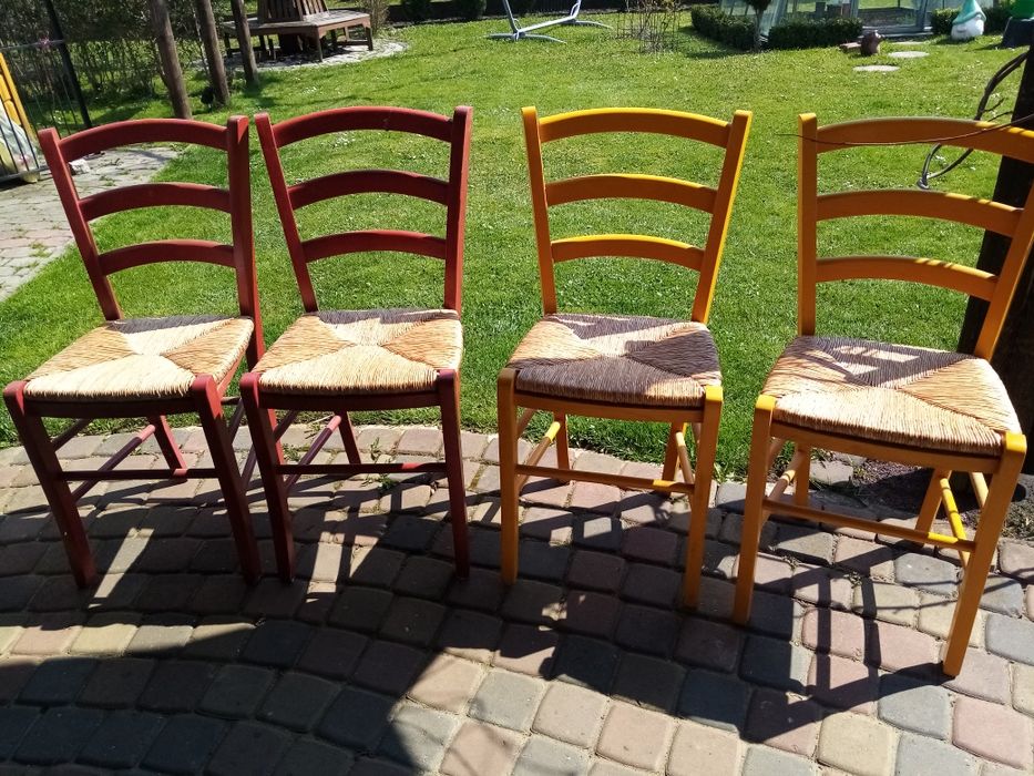 4 Krzesła ze słomianym siedziskiem