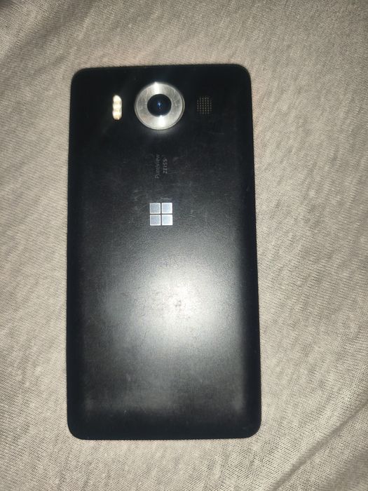 Microsoft Lumia 950