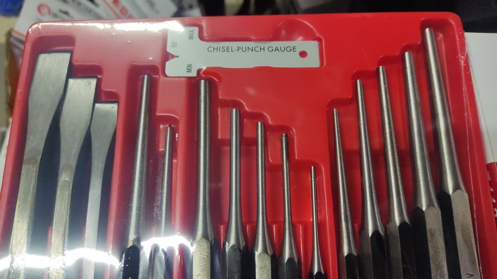 Набор выколоток и зубил 15ед JTC набір виколоток і зубил високої якост