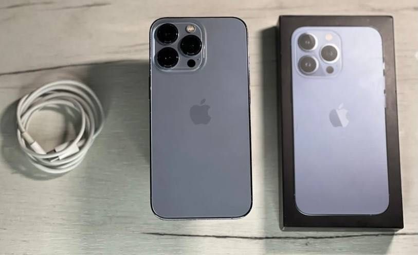 Продам iPhone 13 Pro 256