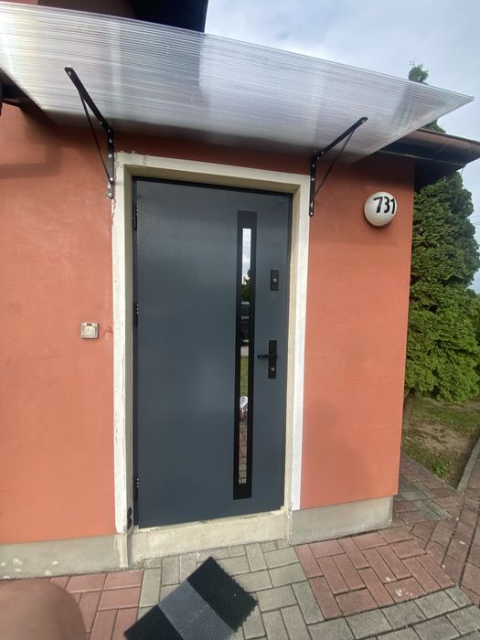 Montaz drzwi, skladanie mebli, drobne prace remontowe