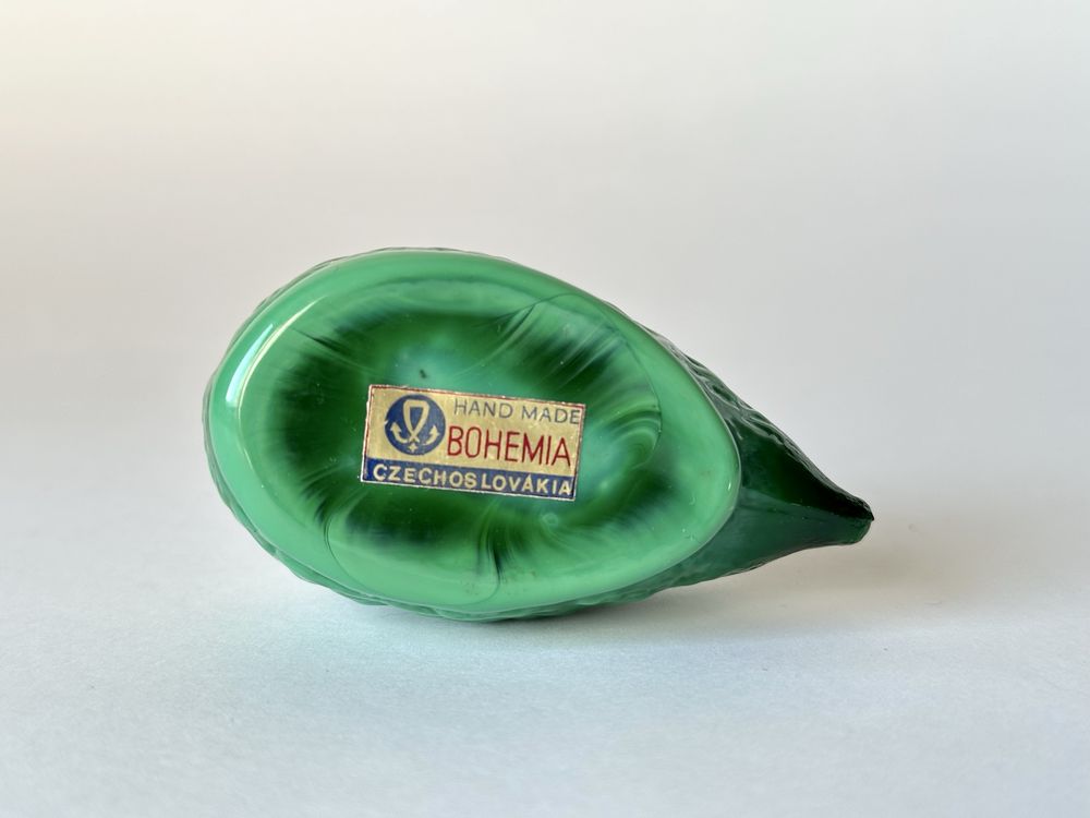 Przycisk do papieru ze szkła malachitowego Bohemia - jeż.
