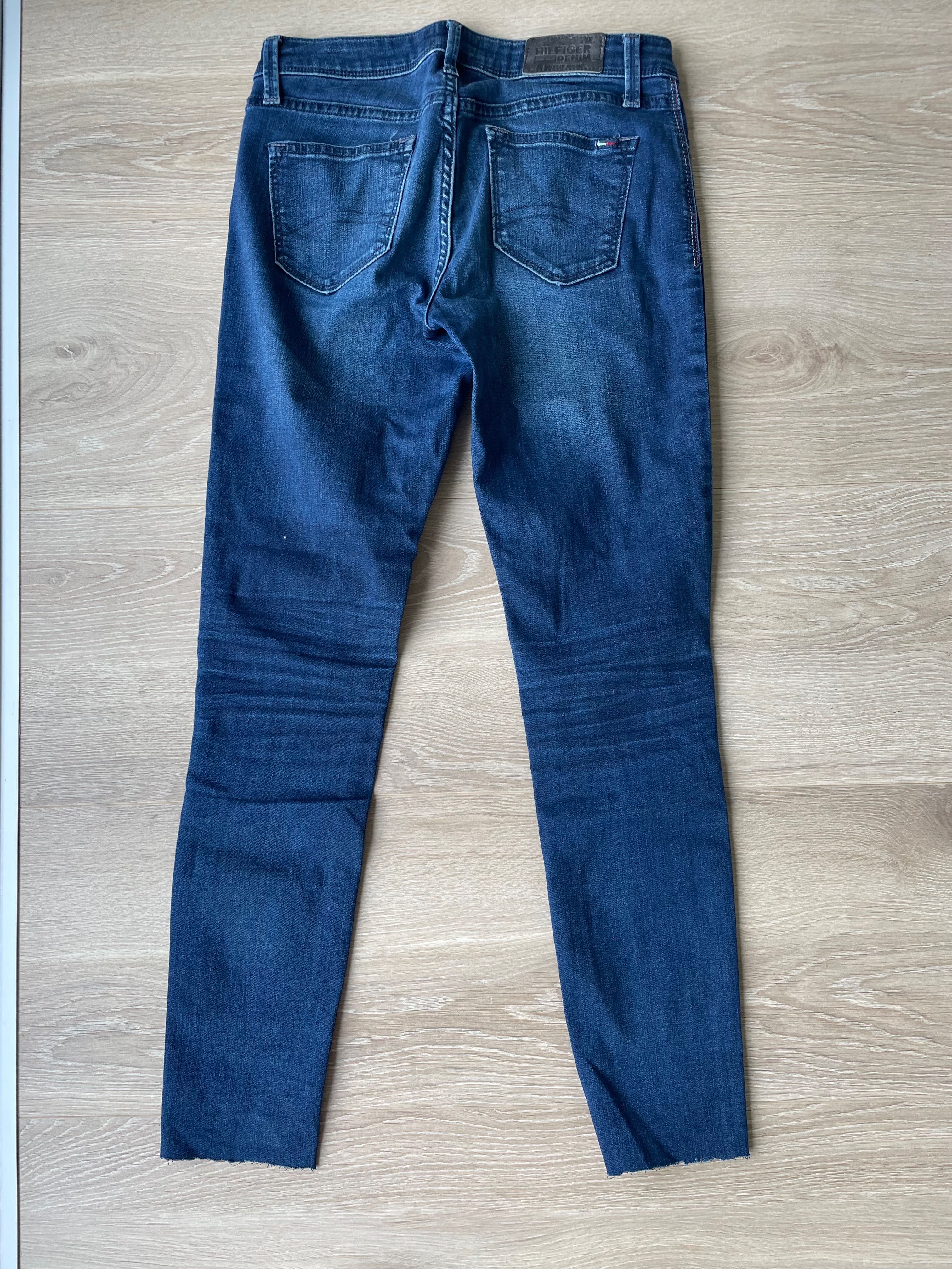 Spodnie jeansy firmy Tommy Hilfinger