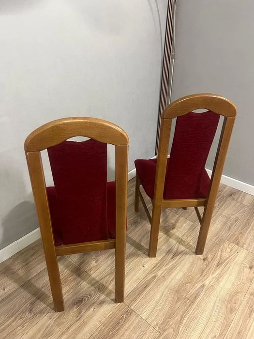 Zestaw 2 krzeseł drewnianych w kolorze bordowy DOSTAWA !!!