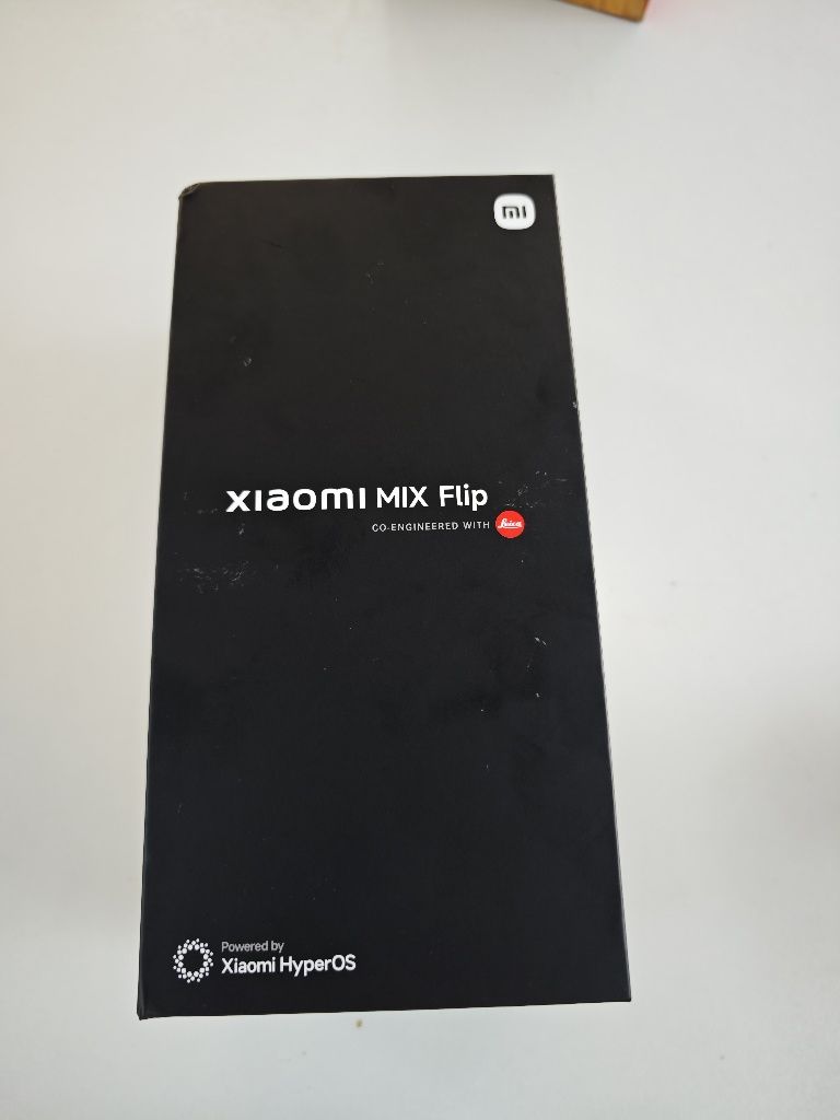 Xiaomi Mix Flip 12/512