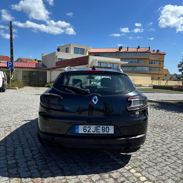 2010 RENAULT Mégane III Sport Tourer Diesel 1.5 dCi Dynamique S