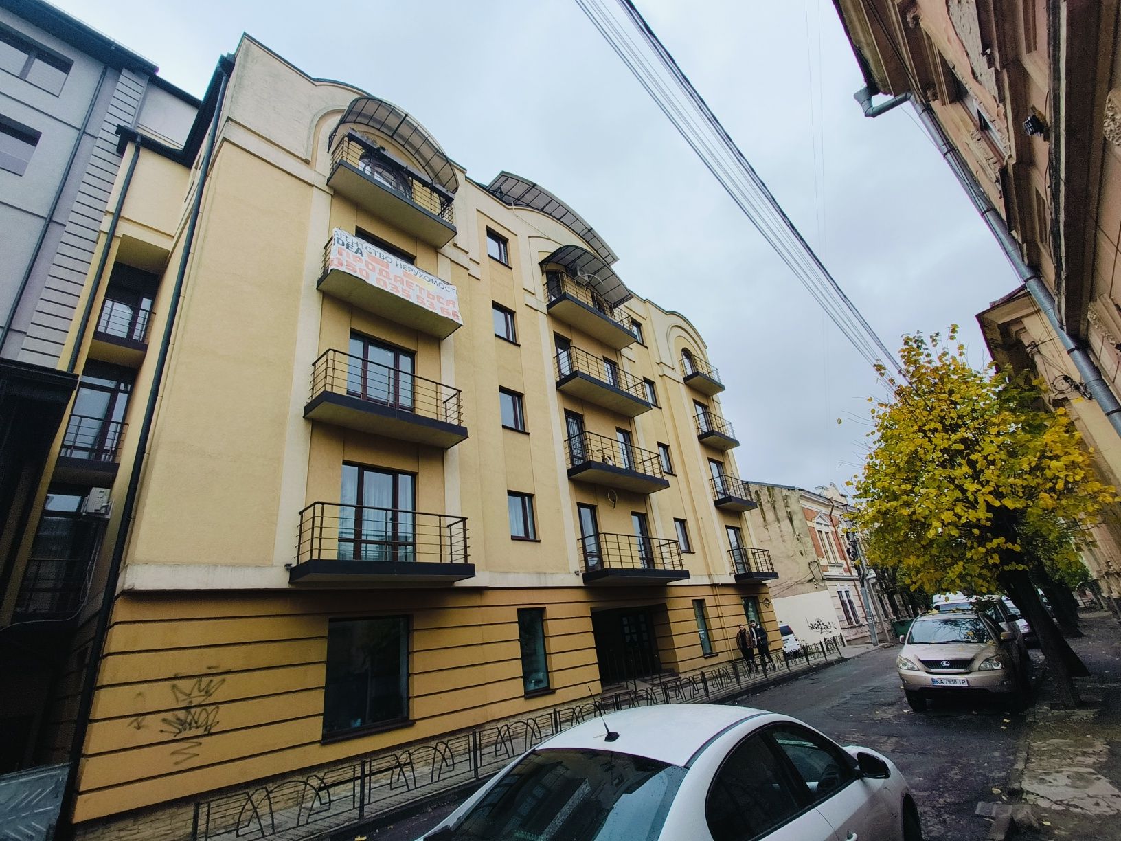 (єОселя) 3х кім 2х рівнева квартира в центрі м. Чернівці ЗДАНИЙ БУДИНО