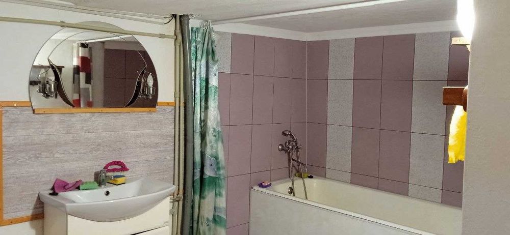 Здається Дім(дача) біля лісу та озера для житла і вдаленої роботи