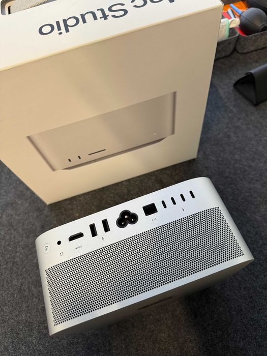 Mac Studio | 2023 | M2 Max | 32GB | 512GB SSD | GPU 30-core