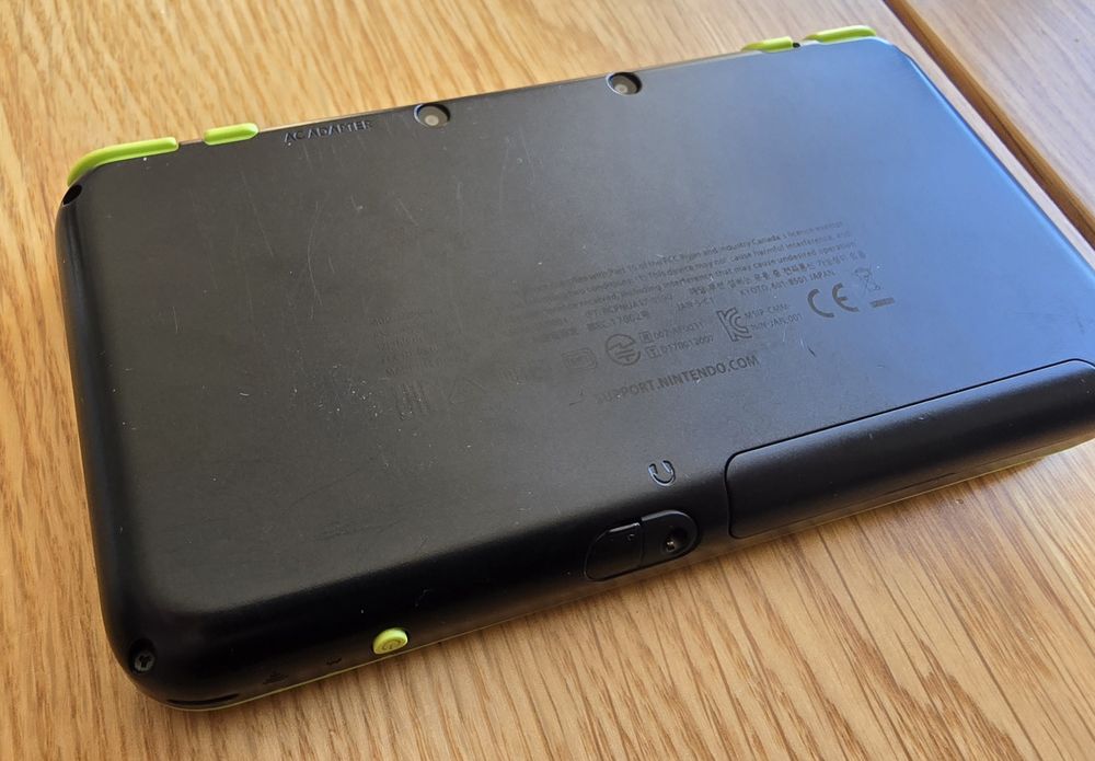 New Nintendo 2ds XL I 3 gry