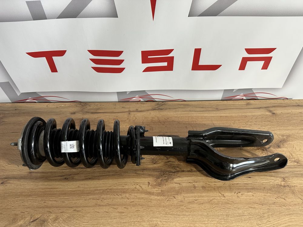 Tesla model Y 3 стойка амортизатора ОРИГИНАЛ