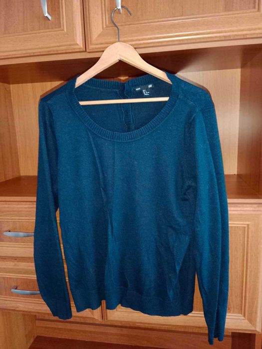 Granatowy sweterek H&M rozmiar L