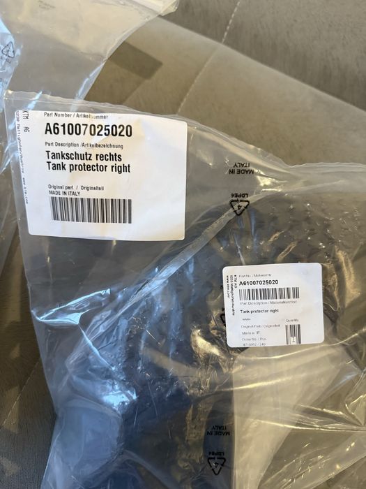 nowa osłona owiewka zbornika baku ktm 890 adventure