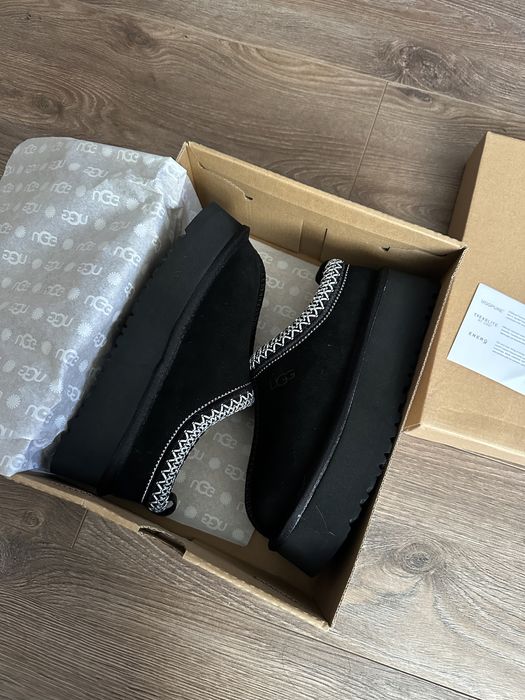 UGG чорні жіночі