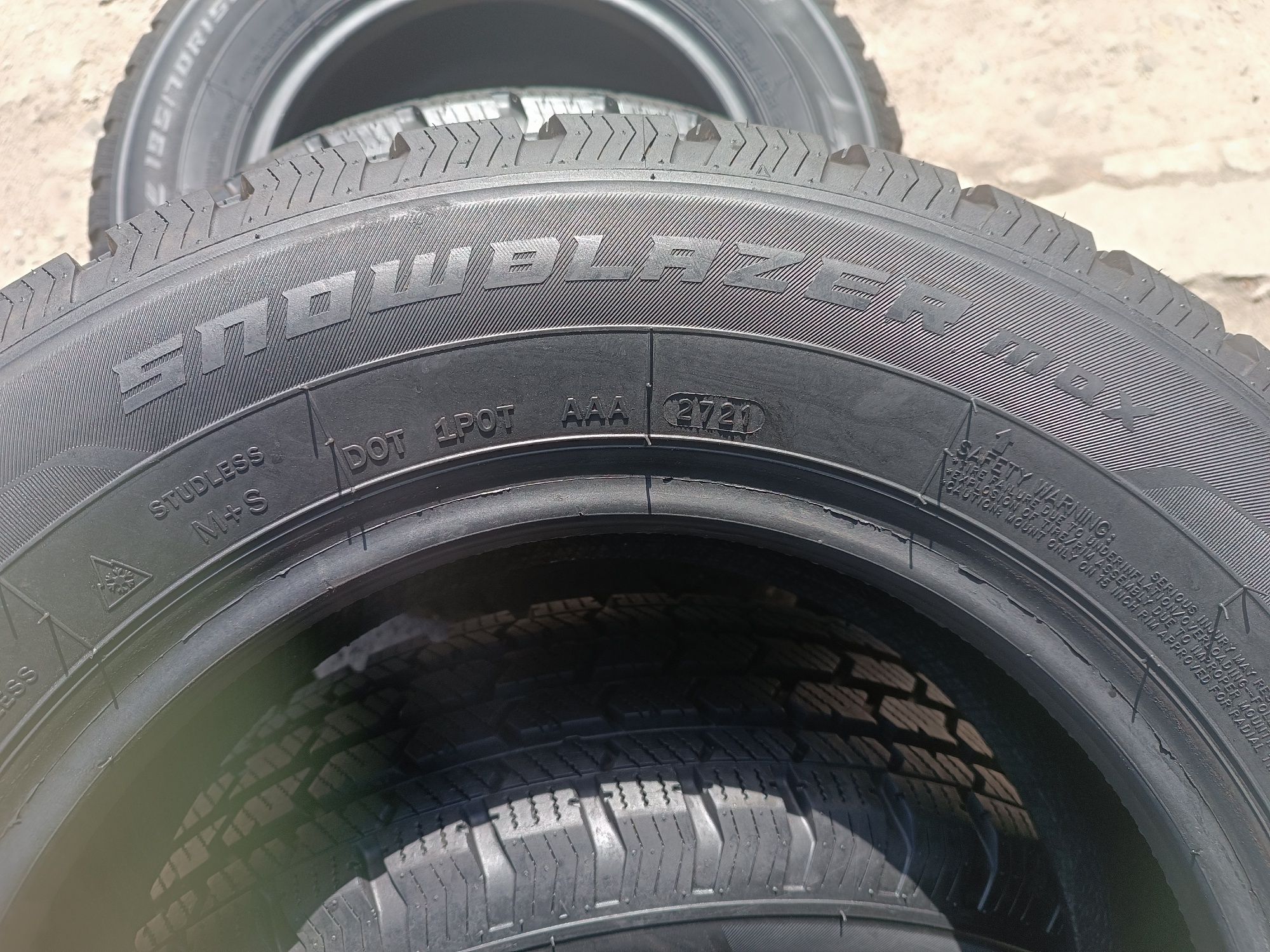 Sprzedam prawie nowe opony 195/70 r15C