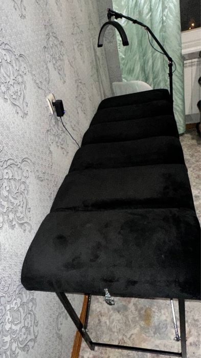 Продам новую кушетку