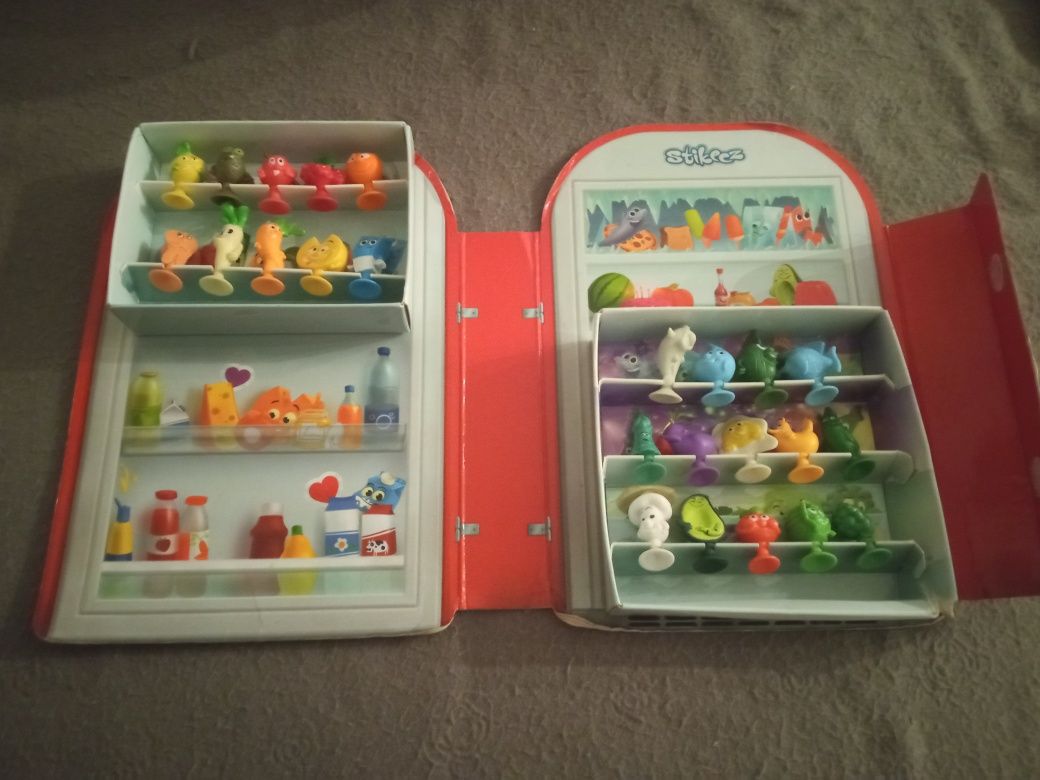 Coleção Completa Stikeez e Frigorífico
