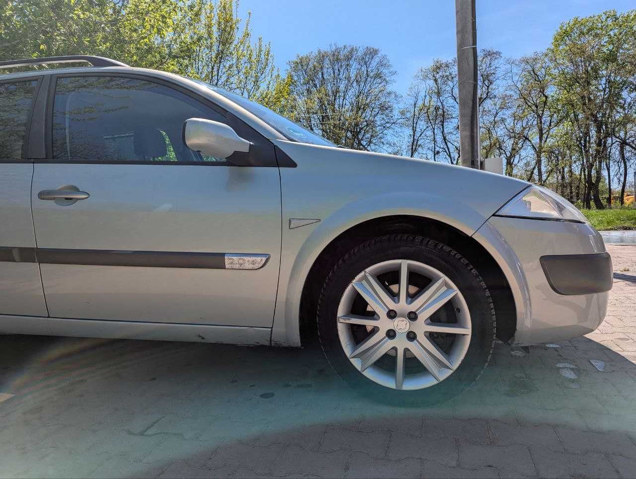 Рено Меган 2 2.0 бензин