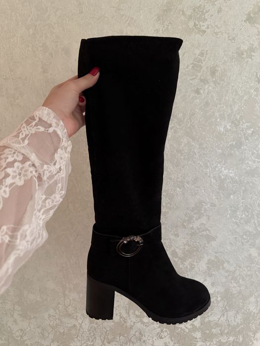 Сапоги нові замшеві