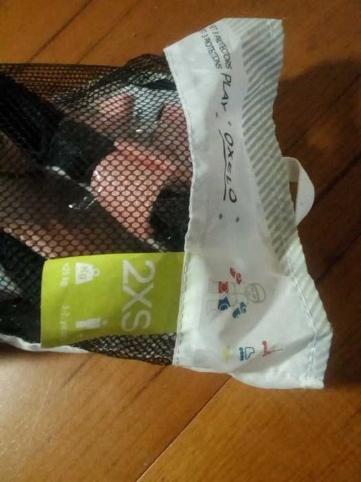 Kit de proteção para criança 3-7 anos (bicicleta ou patins) novo