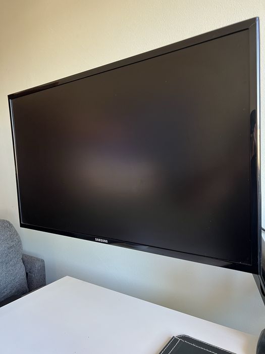 Kit 2 monitores Samsung + Suporte + Mouse pad