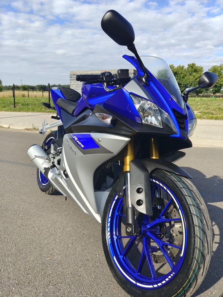 Yamaha YZF 125 r ABS Lift piękny stan Niemcy oryginał