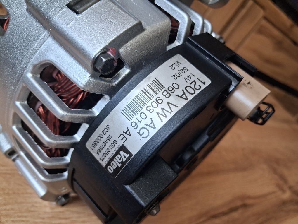 Alternator Valeo 120A Audi A4 B6  1.6 1.8T 2.0 Alt i FSI  B7