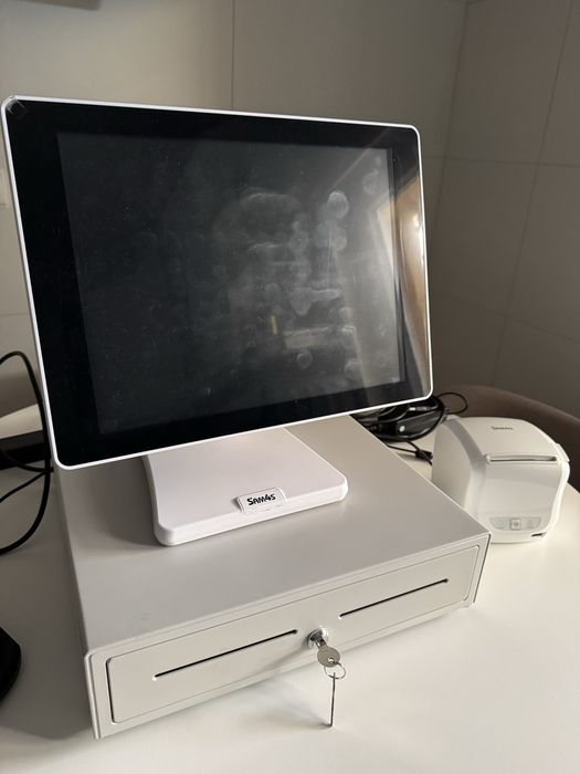 Maquina registadora com acessórios