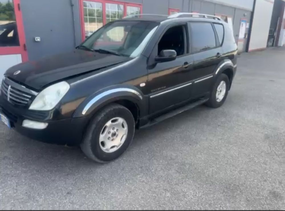Ssang yong Rekston