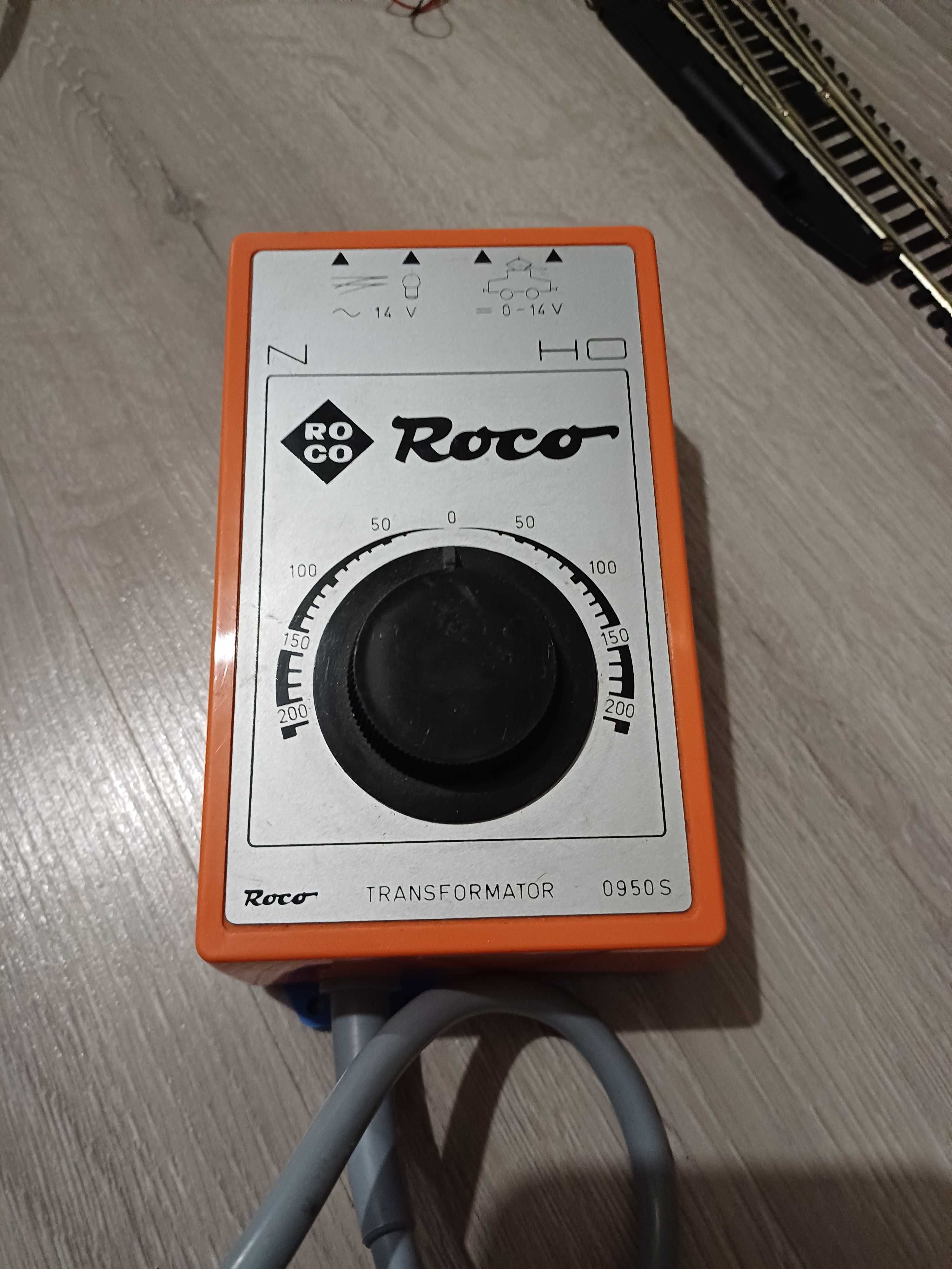 Zestaw torów Roco, dwa rozjazdy, zasilacz