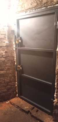 Drzwi stalowe spawane piwnice altanka na wymiar antywłamaniowe