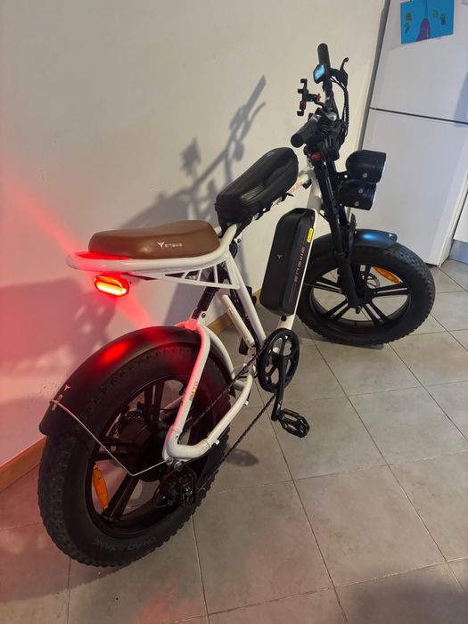 Bicicleta ENGWE M20