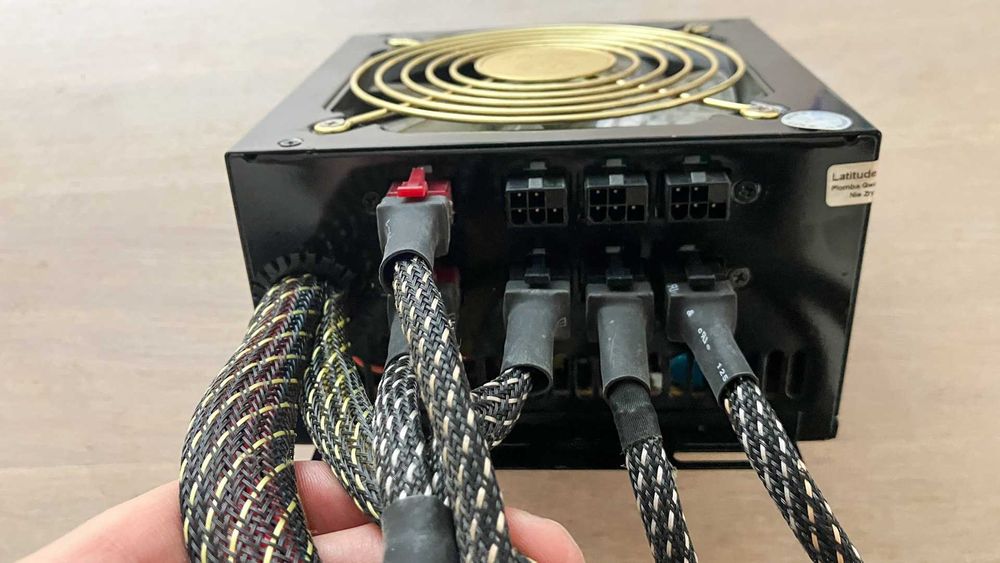 Zasilacz ATX Enermax Liberty ELT500AWT 500W półmodularny