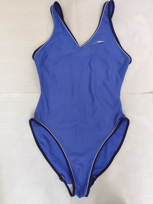 Спортивный слитный купальник Speedo M/L