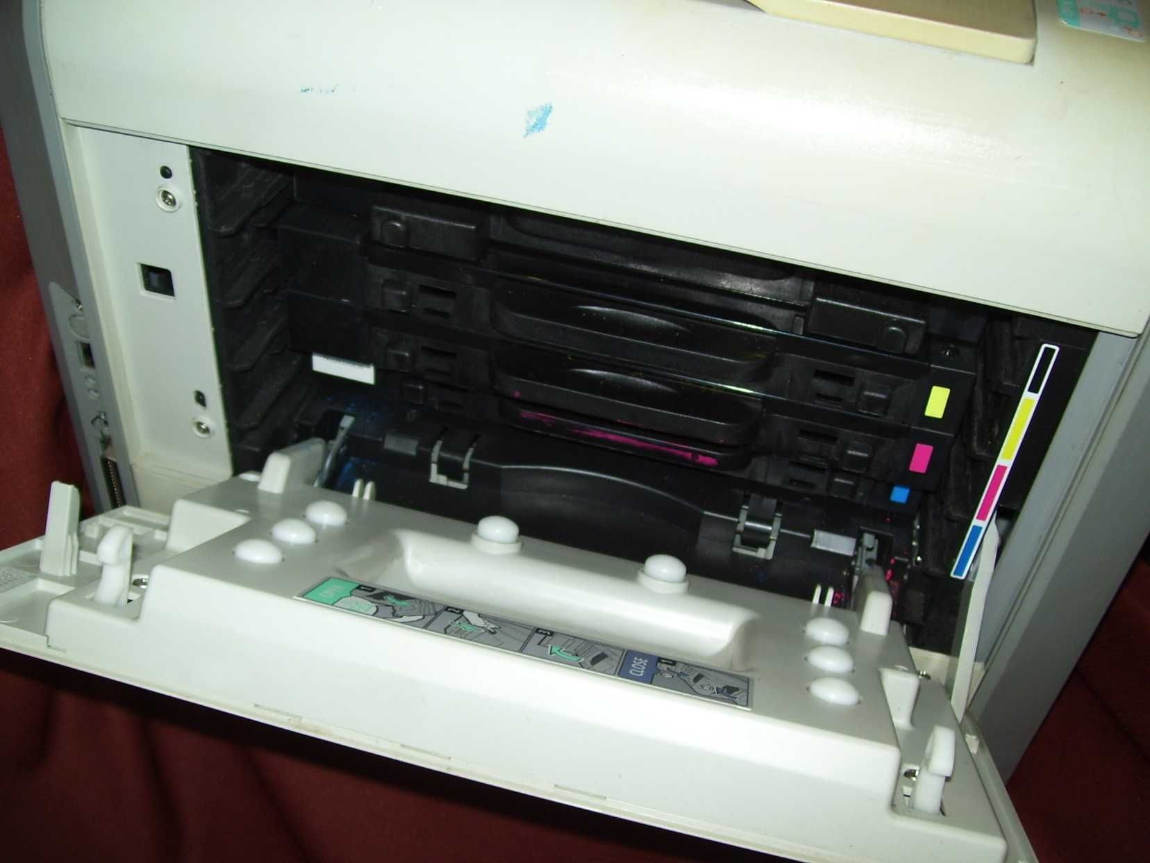 Colorowa drukarka laserowa Samsung CLP-550N