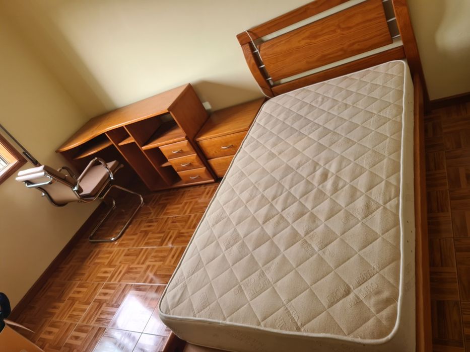 Cama de solteiro completa