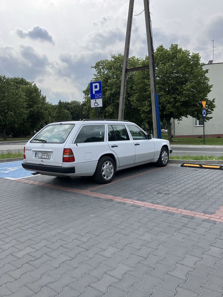 Mercedes S124 / W124 kombi 1993 rok benzyna automat 136 koni