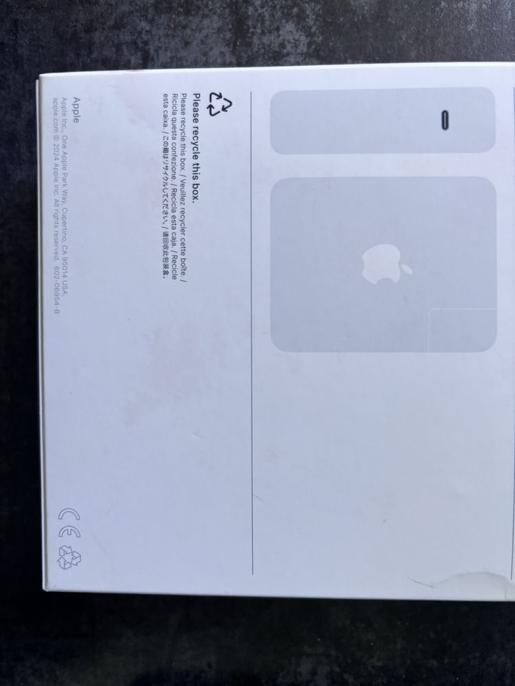 Oryginalna, szybka ładowarka Apple USB Power Adapter o mocy 140W