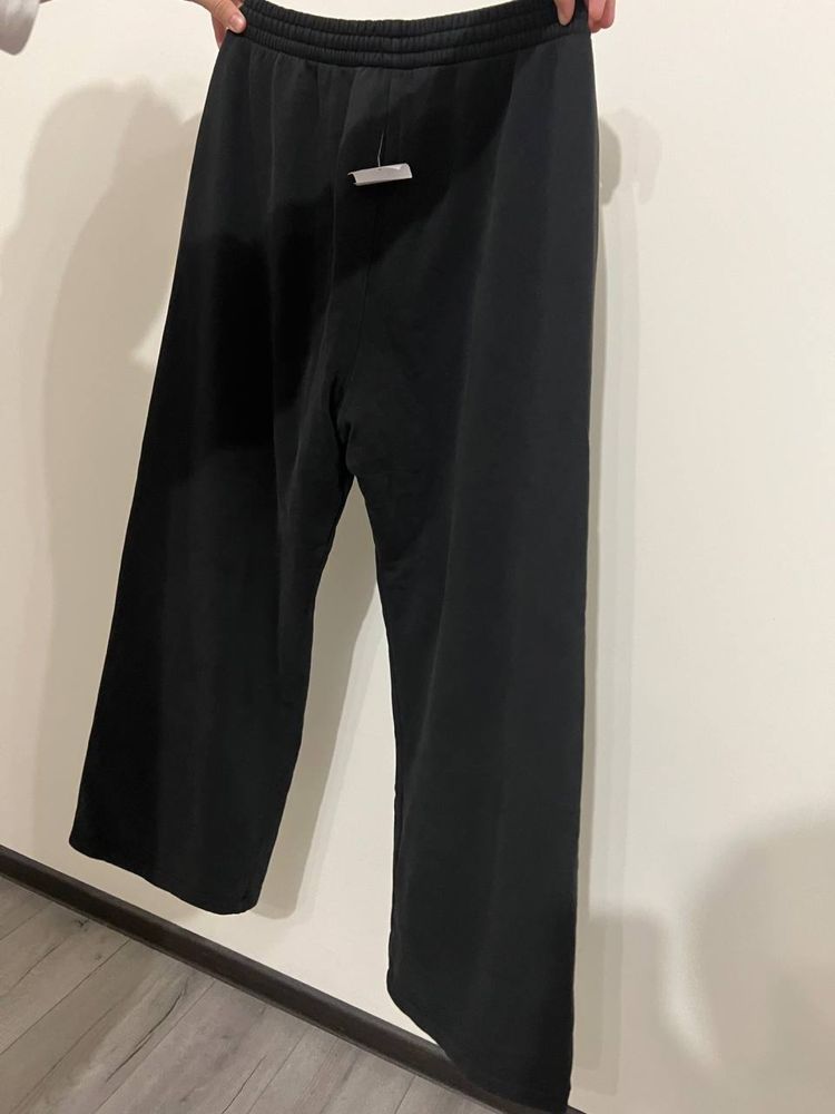 Yeezy gap balenciaga wide sweatpants