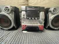 Продам муз центр aiwa