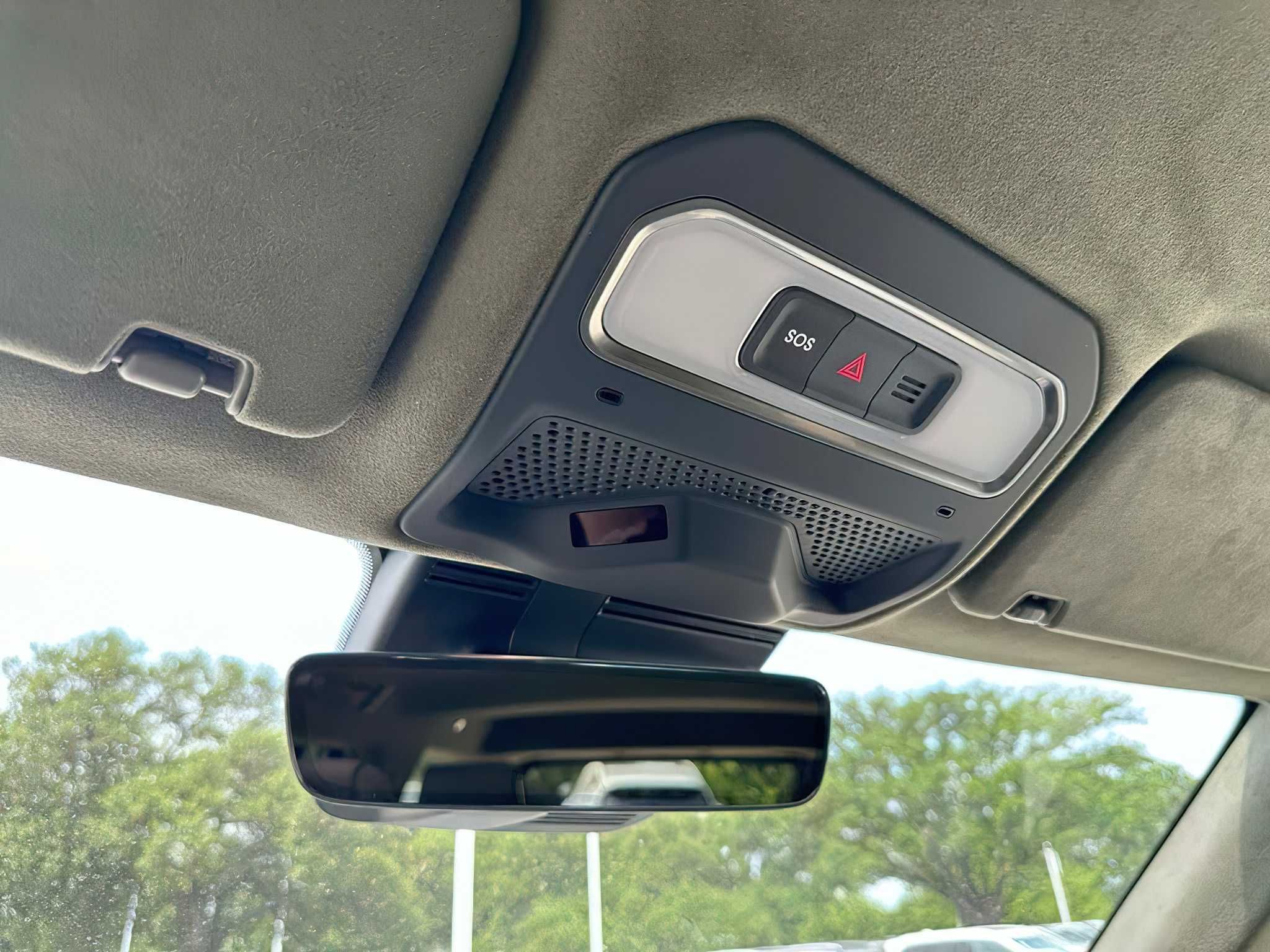 Rivian R1S Launch Edition 2024