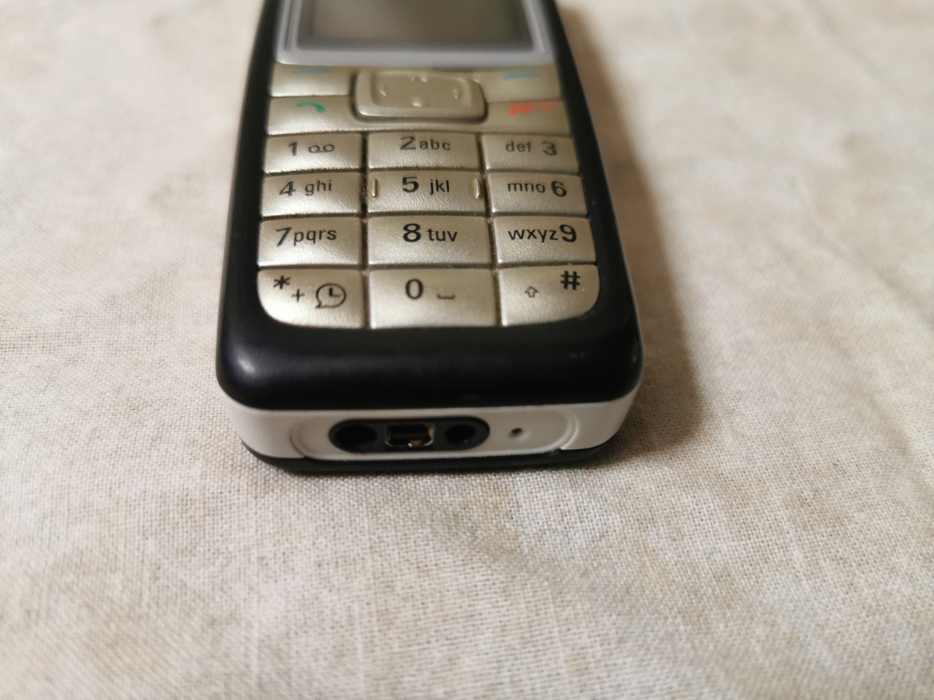 Telefon Nokia 1110i RH-93